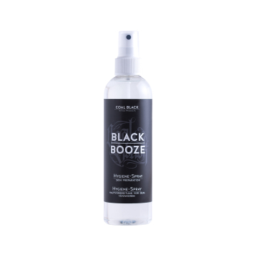 Une bouteille de 250 ml de Coal Black - Spray hygiénique Black Booze, avec une étiquette noire et un texte blanc, présentée sur fond blanc.