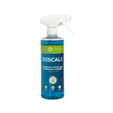 Un flacon pulvérisateur de 500 ml de Eco World Descale - Nettoyant probiotique prêt à l'emploi pour toilettes et salle de bains, contenant un liquide bleu, avec étiquette verte et bleue et buse à gâchette blanche.