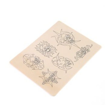 Peau d'Entrainement pour Tatouage - Motifs Têtes de Morts (14,5 x 19,5cm)