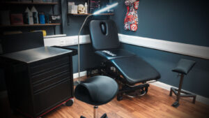 Les meubles dont vous aurez besoin pour votre studio de tatouage
