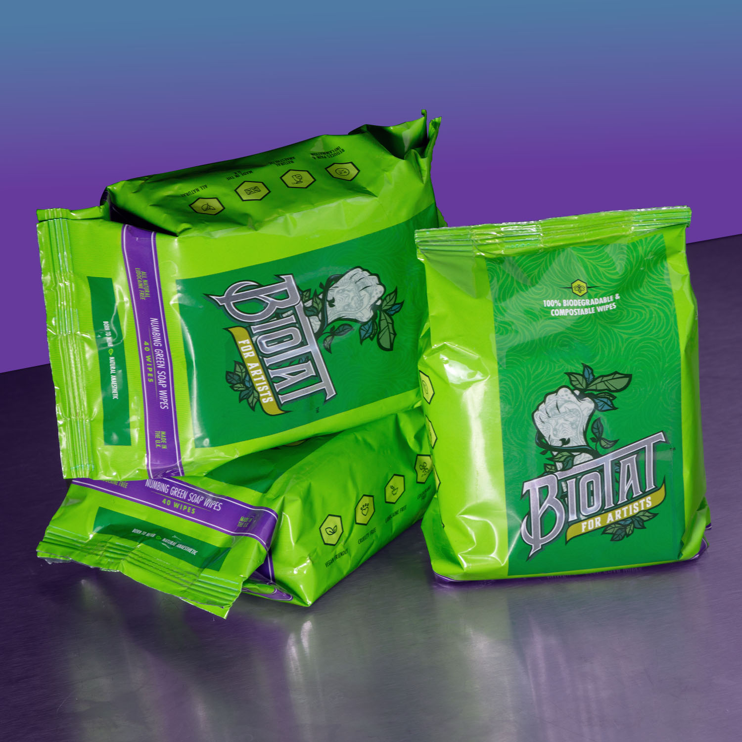 Gros plan sur les lingettes au savon vert anesthésiant Biotat